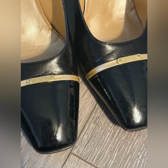 ST JOHN US 10b Black Patent & Smooth Leather Classic Medium Heel Pump $275 Msrp - Picture 4 of 11
